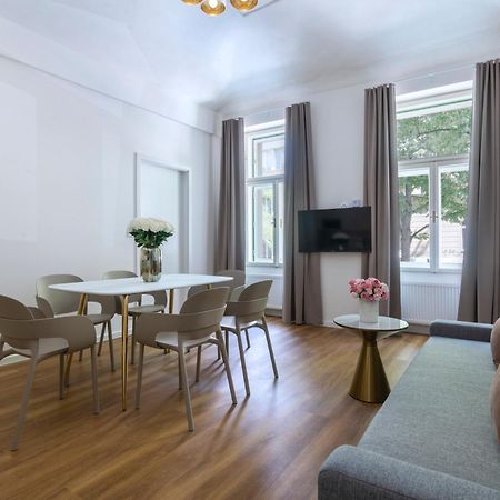 Encore Boutique Residence By Dwellfort Prague Ngoại thất bức ảnh