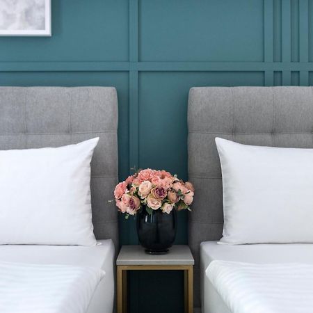 Encore Boutique Residence By Dwellfort Prague Ngoại thất bức ảnh