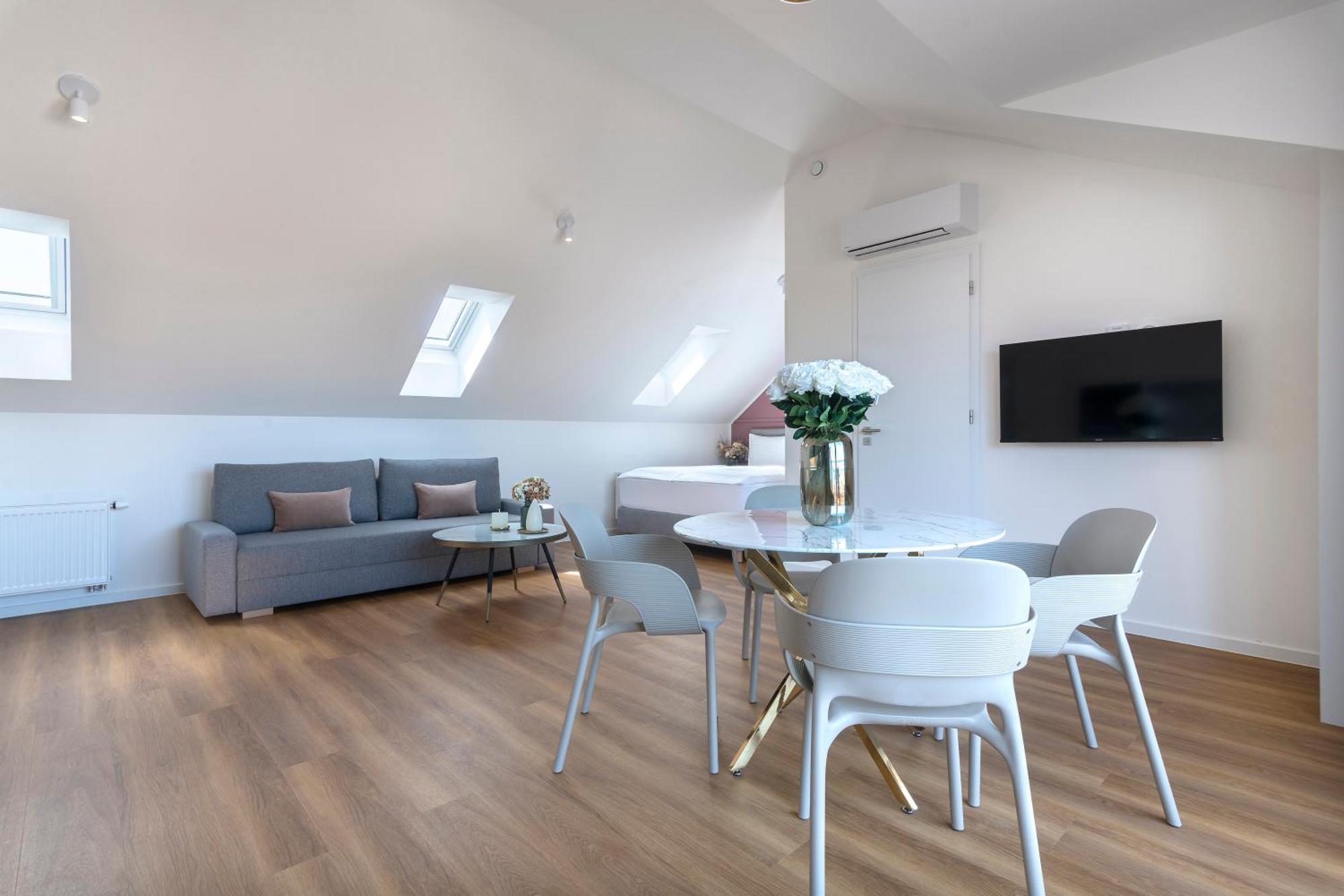 Encore Boutique Residence By Dwellfort Prague Ngoại thất bức ảnh